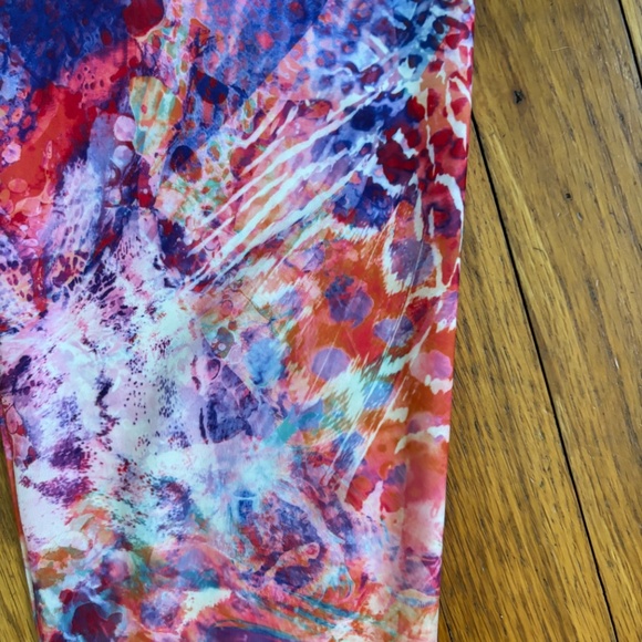 Onzie Multicolor Leggings - Picture 3 of 6